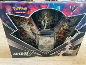 Pokémon box - Arceus V Figure Collection