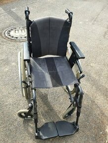 značkový invalidní vozík Otto Bock, 4 brzdy