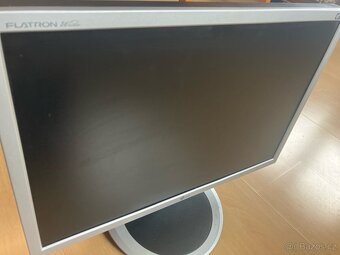 Monitor LG Flatron L204WT