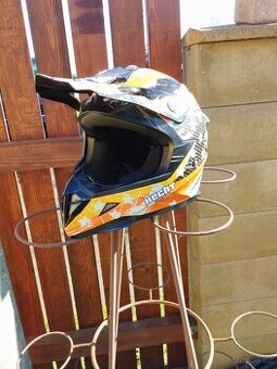 Prodám dětskou motokrosovou helmu sx 53-54 - 1