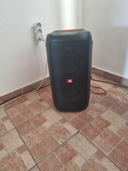JBL 100