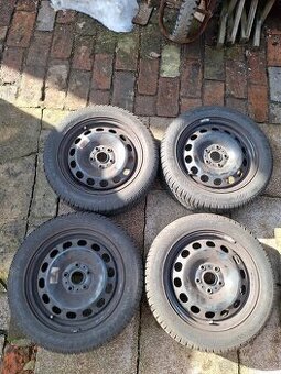 ZIMNÍ SADA+PLECH VW / ŠKODA / AUDI -- 205/55/R16"