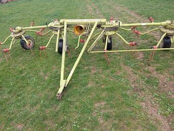 Obraceč sena CLAAS