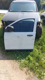 Dacia dokker leve predni dvere