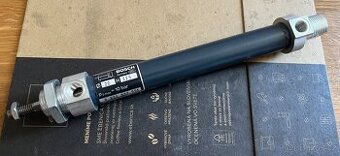 Bosch 0822033006