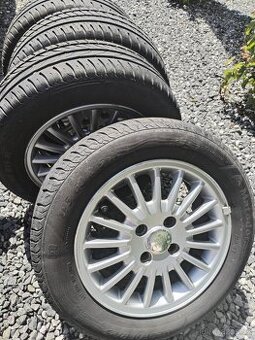 195/60 R 15