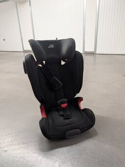 Dětská autosedačka Britax Römer KIDFIX II XP SICT. 15-36kg