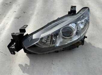 Mazda 3 BM, levé přední světlo