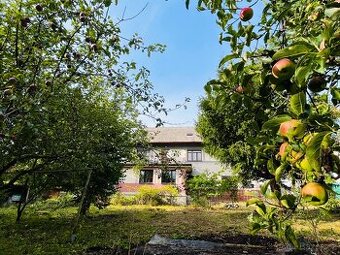 Prodej rodinného domu, pozemek, studna Strašice Pošumaví