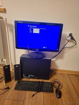 Stolní počítač lenovo 90c2
