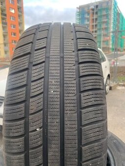 235/55 R18 Pneumatiky Tomket Zimní - 1