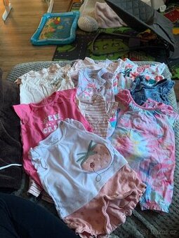 oblečení pro miminko vel. 50-68  - holčička