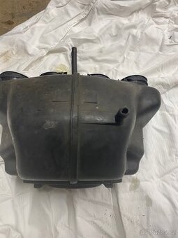 Filtr box s filtrem ze suzuki gsx 600 f