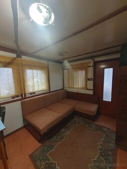 Kvalitní Retro - rozkládací sedačka, pohovka Rozměry 193 x 1