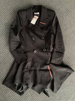 Nové šaty PRADA - 1