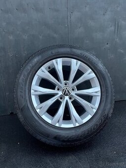 Originál alu 5x112 VW Tiguan 215/65/17 “Montana”