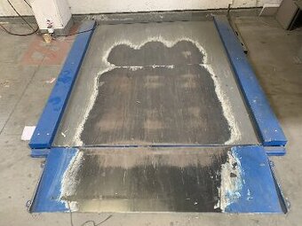 Plošinová váha s nájezdem