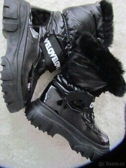Dámské boty sněhule-nové