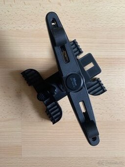 Trust držák tabletu do auta