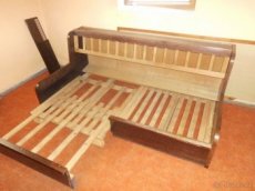 Stary retro shabby chic rozkladaci gauc v Zelezne Rude