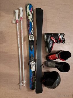Set lyže + boty + hůlky + helma