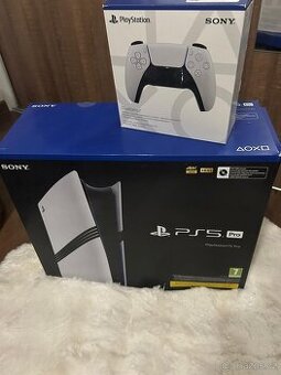 PS5 Pro 4K 120Hz + 2x Dualsense, Téměř NOVÝ, Sleva jistá