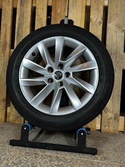 Alu kola 5x112 r17 s pneu (zr79)