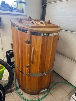 Parni sauna sud, sibirsky cedr