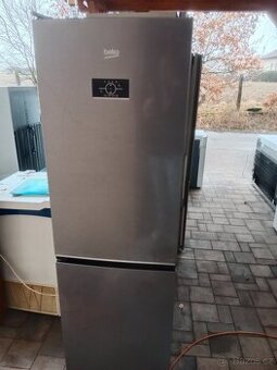 Lednice s mrazakem Beko No Frost