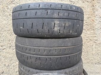 Slicky 235/40 R18 Pirelli RA7/RK5
