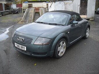 Audi tt Narazniky,Kapota