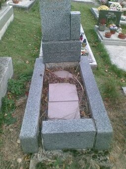 Prodám Hrob (Zaječov)