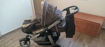 Hnědý kočárek Tutonia