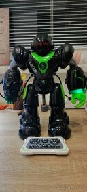 Mluvící robot Artur