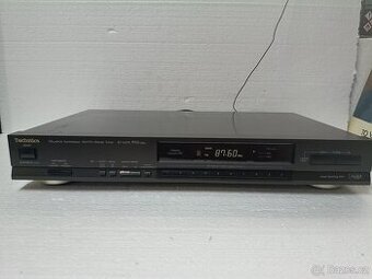 Technics ST-G470 Quartzový syntezátor AM/FM stereo tuner .