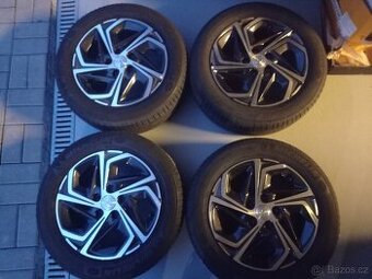 Top stav 16" originál HYUNDAI i30, možno i Kia Ceed