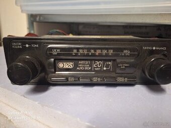 kazetové retro autorádio