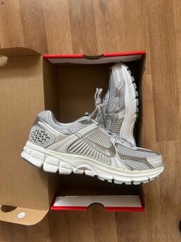 Nike Zoom Vomero 5 dámské – vel. 39