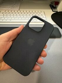 Apple kryt z tkaniny FineWoven, MagSafe, iPhone 15 Pro černý