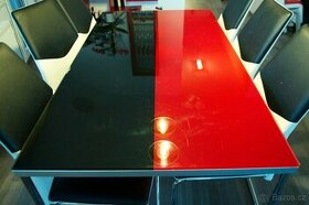 Skleněný jídelní stůl a konferenční stolek (bez židlí)