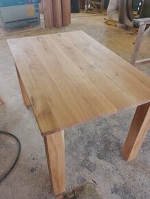 Nový dubový stůl masiv