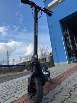 Elektrická koloběžka EASYBIKE X15 PHANTOM