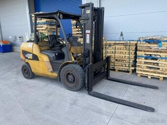 caterpillar GP55NT 5,5t