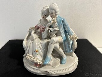 Porcelánová soška
