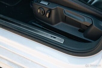 Volkswagen Passat B8 Combi 2.0 TDI 4x4 R-Line DSG - 1