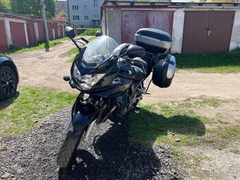 Suzuki gsf 650 S - 1