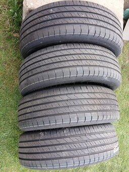 Nové pneumatiky SUV Goodyear 215/60 R17