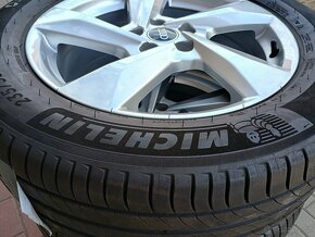 5x112 R18 LETNÍ SADA AUDI Q3 ALU KOLA 235 55 18