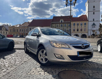 Opel Astra J ST, 2.0 CDTI 118kw
