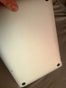 Macbook pro 13 2016 A1706 spodní kryt - 1
